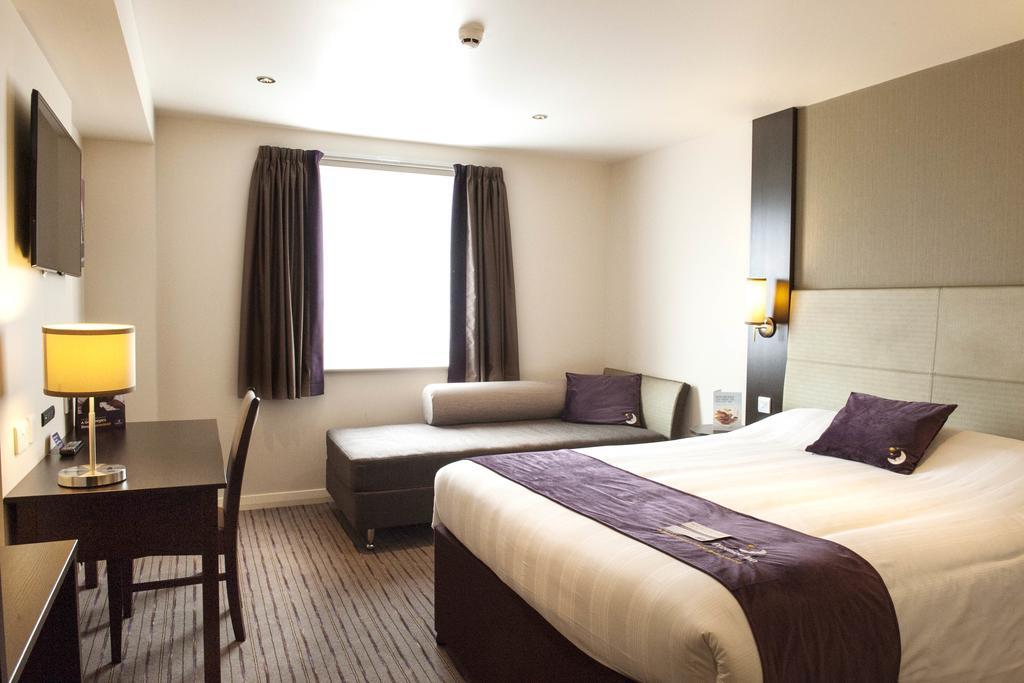 Premier North 3* York